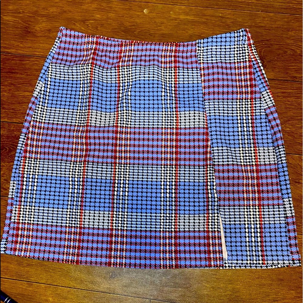 Plaid mini skirt